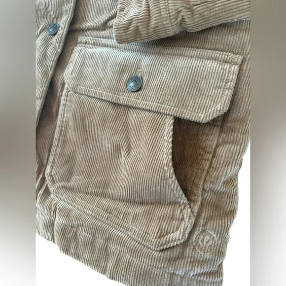 NWT FatFace Corduroy Jacket w/ Sherpa Lining - Picture 7 of 10